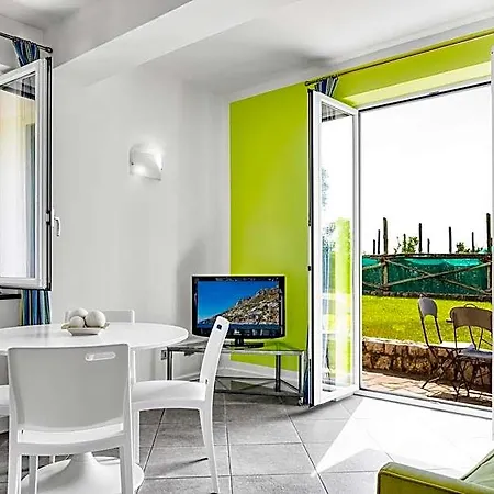 Le Capannelle By Feeling Italy Aparthotel Sorrento